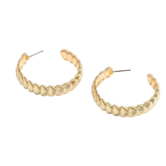 NWT J. Crew Seashell "Beach Getaway" 2 1/4" Gold Hoop Earrings - Picture 1 of 8